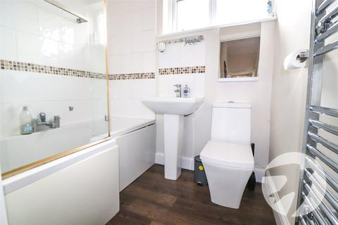 3 bedroom bungalow for sale, Beechcroft Avenue, Barnehurst, Kent, DA7