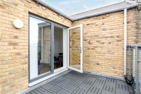 2 bedroom apartment for sale, Well Grove, London