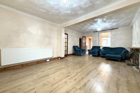 undefined, Aberdare CF44