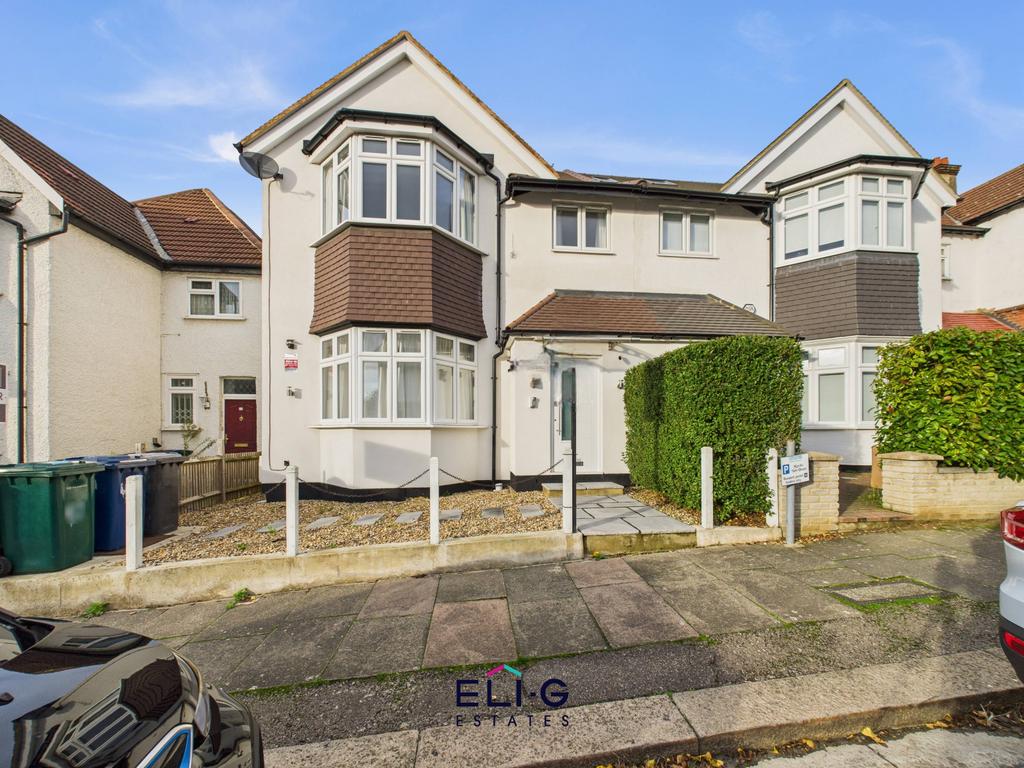 6 bed semi-detached house for sale St. Johns Road