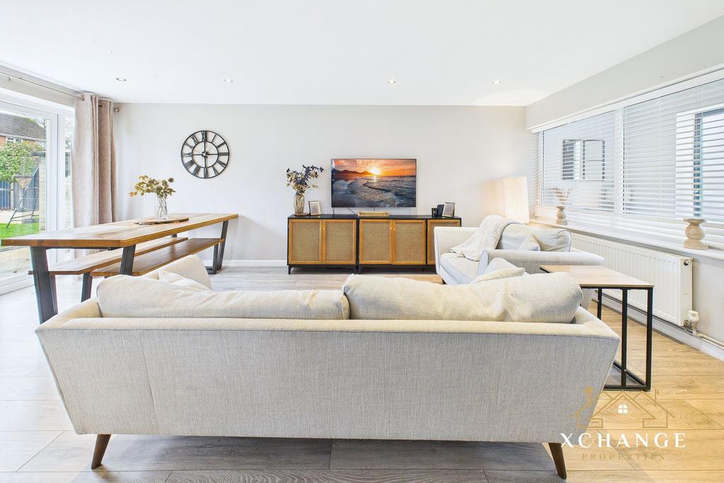 Living/Dining Room