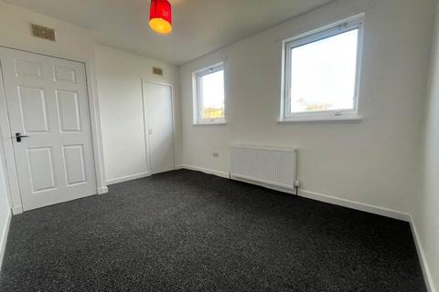 3 bedroom maisonette to rent, 45 Linksfield, ,