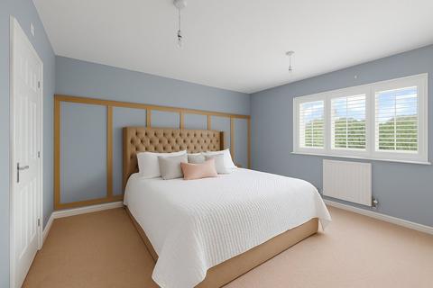 4 bedroom terraced house for sale, Bay Trees, Oxted, Surrey, RH8