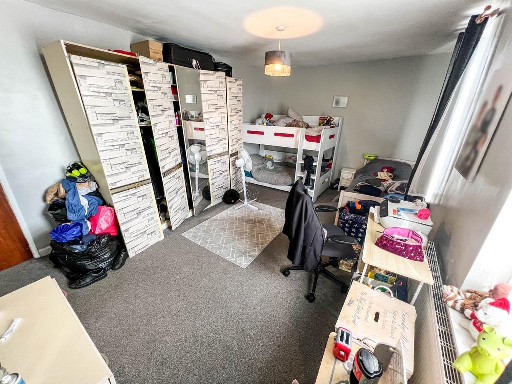 2nd Bedroom