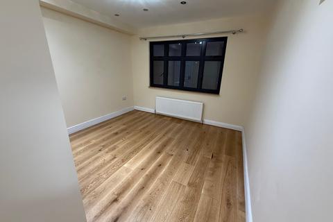 1 bedroom in a house share to rent, Room 3
