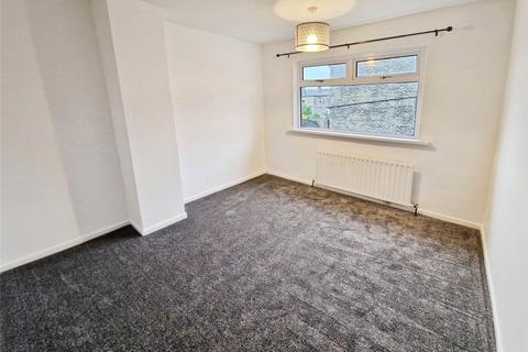 3 bedroom semi-detached house to rent, Carver Street, Cleckheaton, BD19