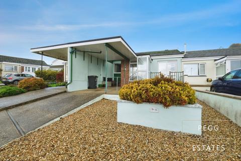 2 bedroom bungalow for sale, Helens Mead Close, Torquay