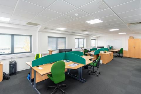 Office to rent, Yeoman Rd Ringwood BH24 3FG