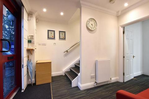 Industrial unit for sale, Unit 9 Metro Business Park, Kangley Bridge Road London SE26 5BW