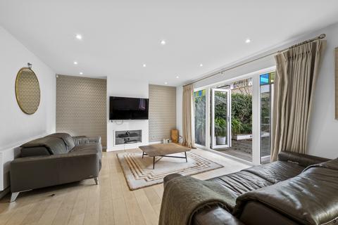 undefined, Oak Park Gardens, SW19