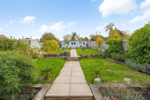 4 bedroom detached house for sale, Dargate Road, Yorkletts, Whitstable