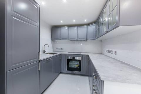 2 bedroom flat to rent, Admiral Walk, Maida Vale, London, W9