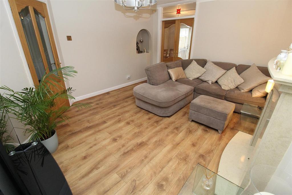 Lounge2.JPG