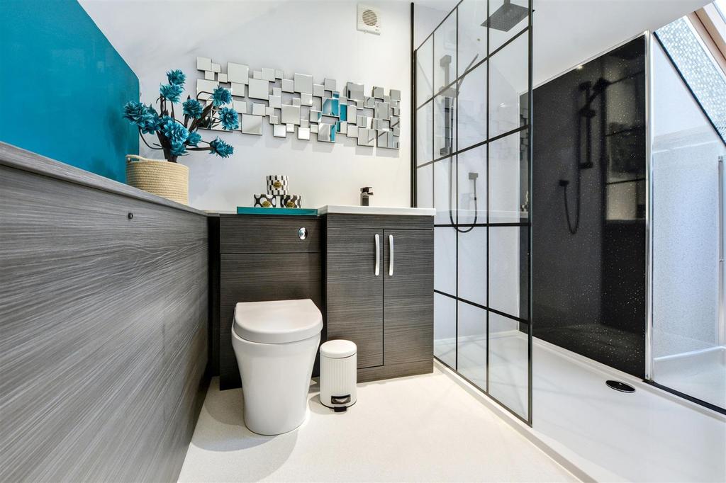 Family shower room