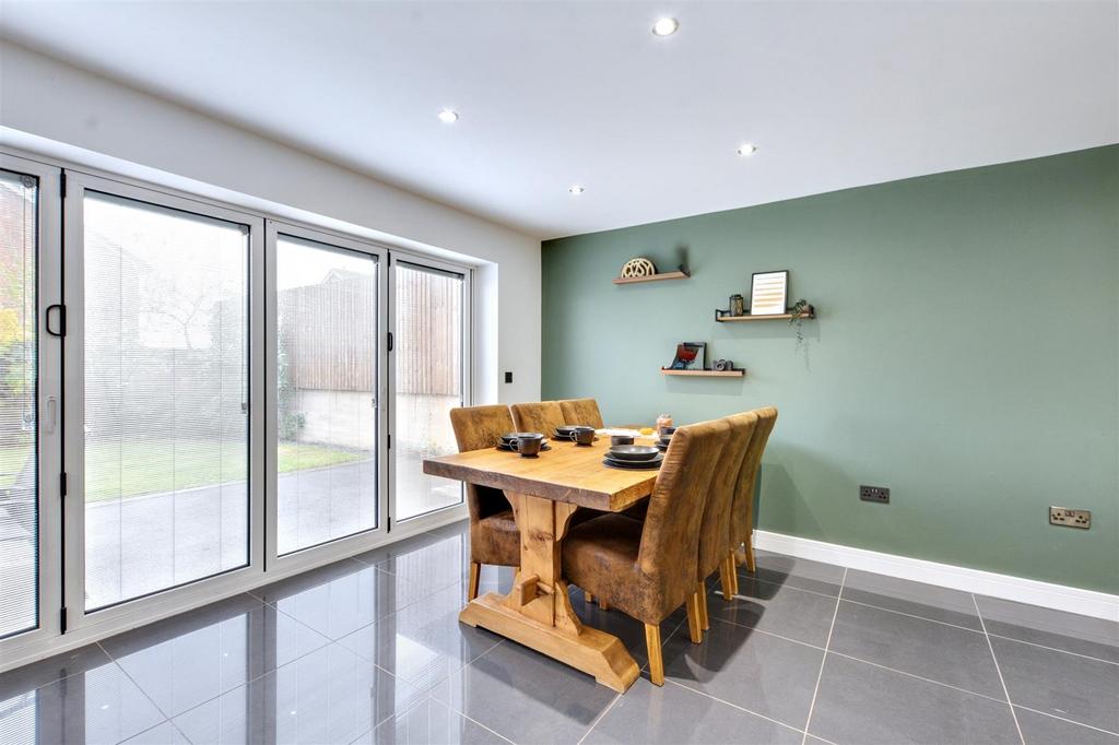 Living dining area