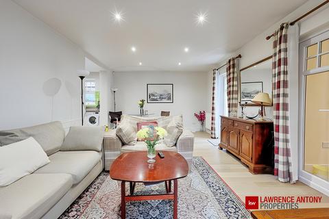 4 bedroom detached bungalow for sale, Princes Avenue, Benfleet, SS7