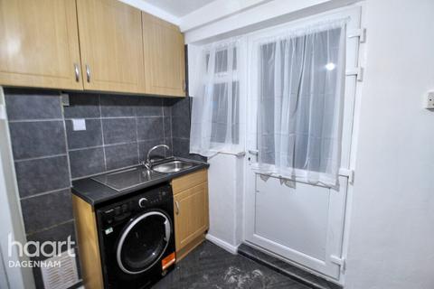 undefined, Sheppey Road, DAGENHAM