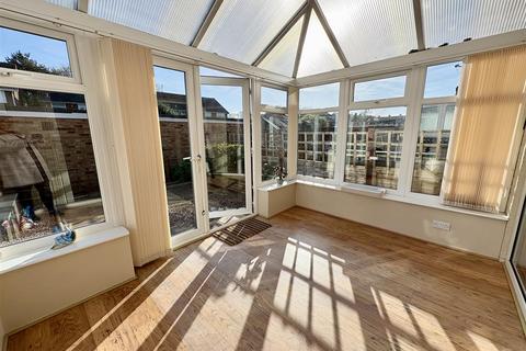 3 bedroom end of terrace house for sale, Winkney Road, Eastbourne