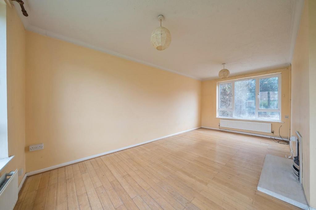 2nd view LOUNGE.jpg