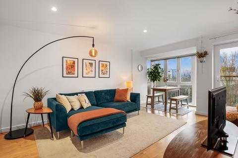 2 bedroom apartment for sale, Bridgland Road, Purfleet RM19