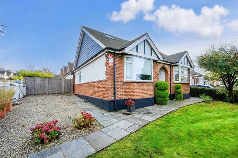 Great Tattenhams, Epsom