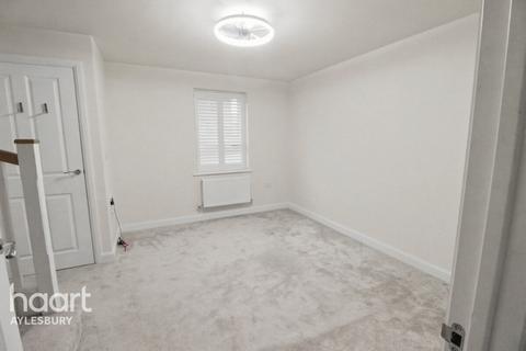 2 bedroom end of terrace house for sale, Johnson Street, Aylesbury