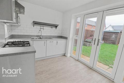 2 bedroom end of terrace house for sale, Johnson Street, Aylesbury