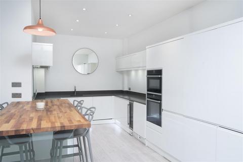2 bedroom apartment for sale, Britannia House, York Place, Leeds LS1
