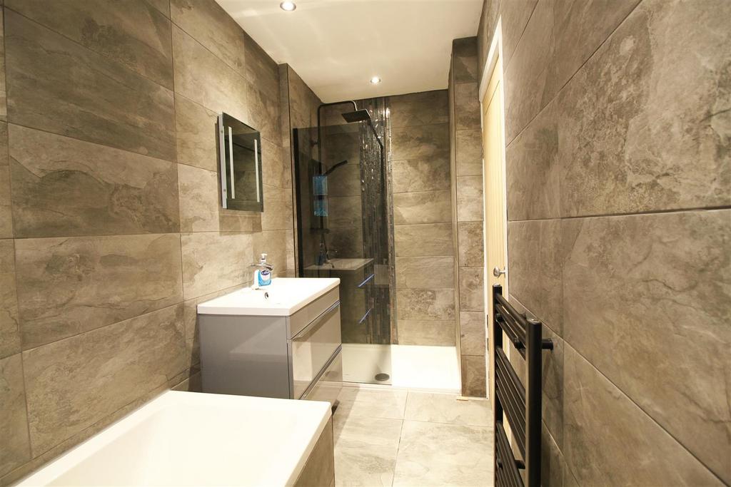 Shower.jpg