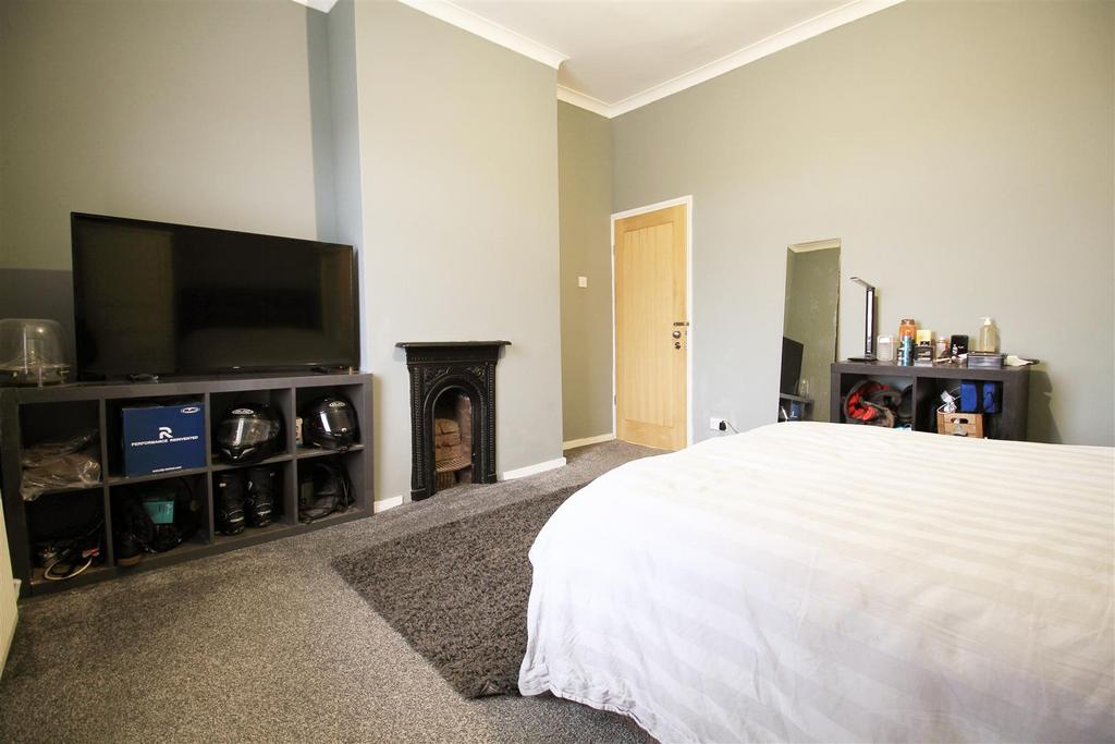 Main Bedroom.jpg