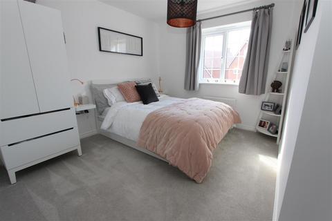 22 Cecily Close, Berkhamsted, HP4 3DP