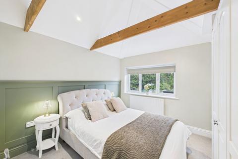undefined, St. Leonards Road, Horsham RH13