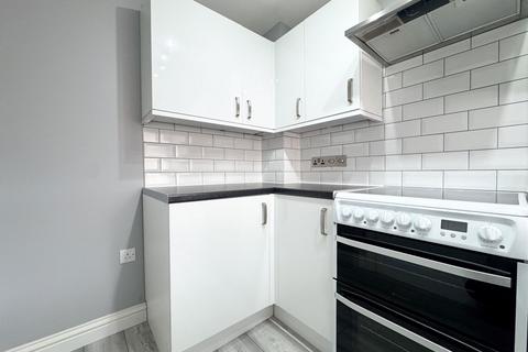 2 bedroom end of terrace house for sale, Howards Way, Newton Abbot TQ12