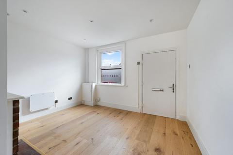 undefined, Meadow Walk, Ewell Village