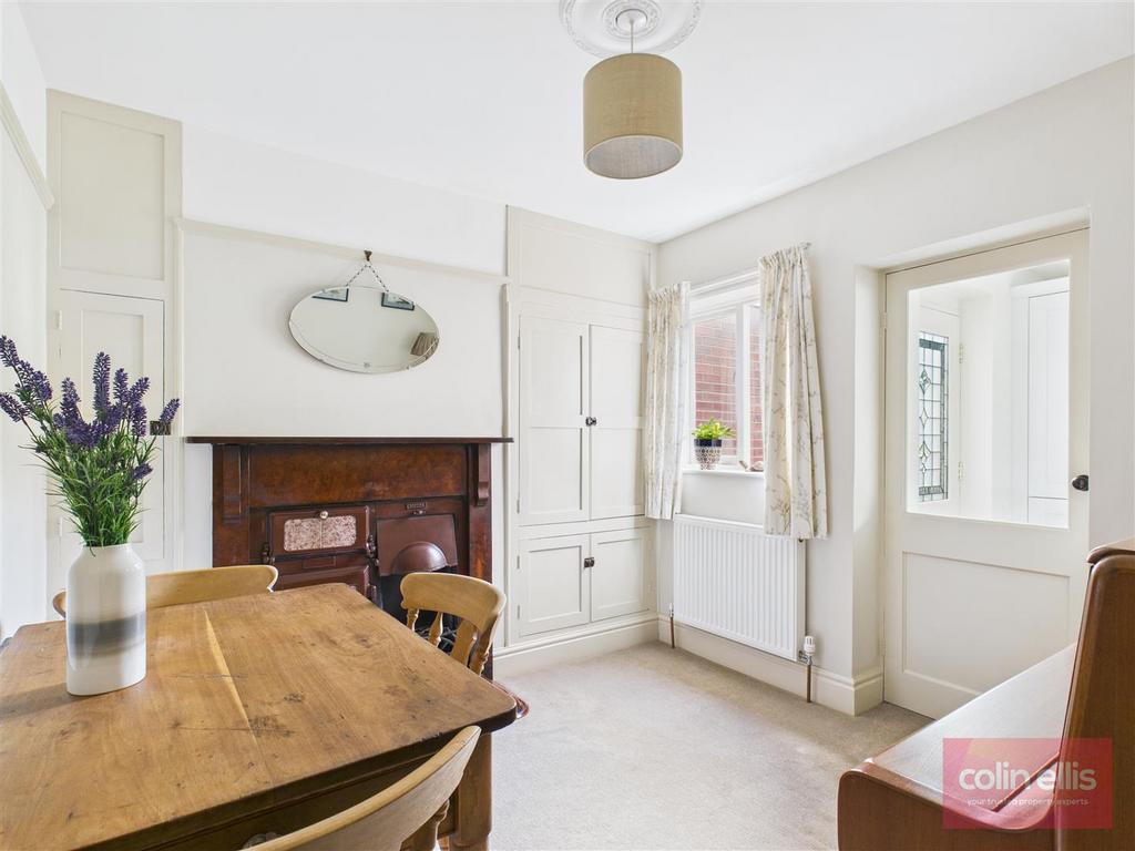 CAM05075 G0-PR0238-STILL018.jpg