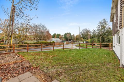 4 bedroom detached house for sale, Fromer Road, Wooburn Green, HP10