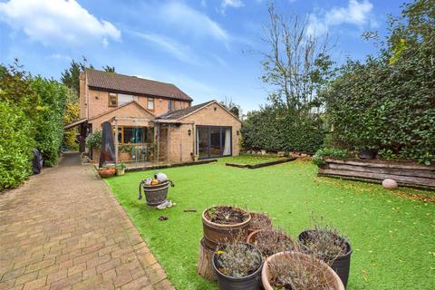 undefined, Bristol Road, Quedgeley, Gloucester, Gloucestershire, GL2