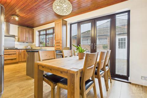4 bedroom semi-detached house for sale, Elm Road, Penketh, Warrington