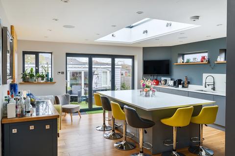 3 bedroom end of terrace house for sale, Windsor Road, Alresford, Hampshire, SO24