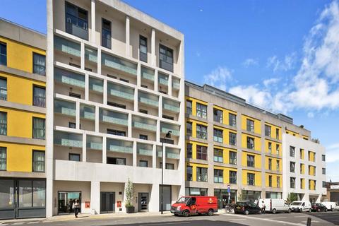 1 bedroom flat to rent, 35 Oval Road, London NW1