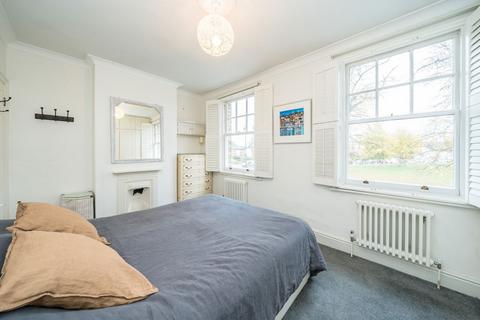26 First Cross Road, Twickenham, TW2 5QA
