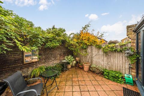 26 First Cross Road, Twickenham, TW2 5QA