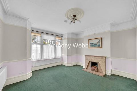 4 bedroom terraced house for sale, Spencer Avenue, Palmers Green, N13