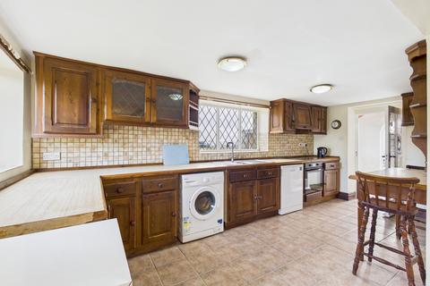 undefined, Tom Lane, Cowling, BD22