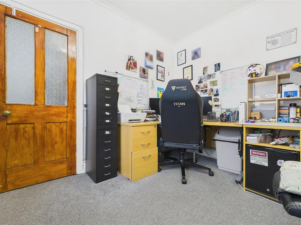 CAM01407 G0-PR0025-STILL001.jpg