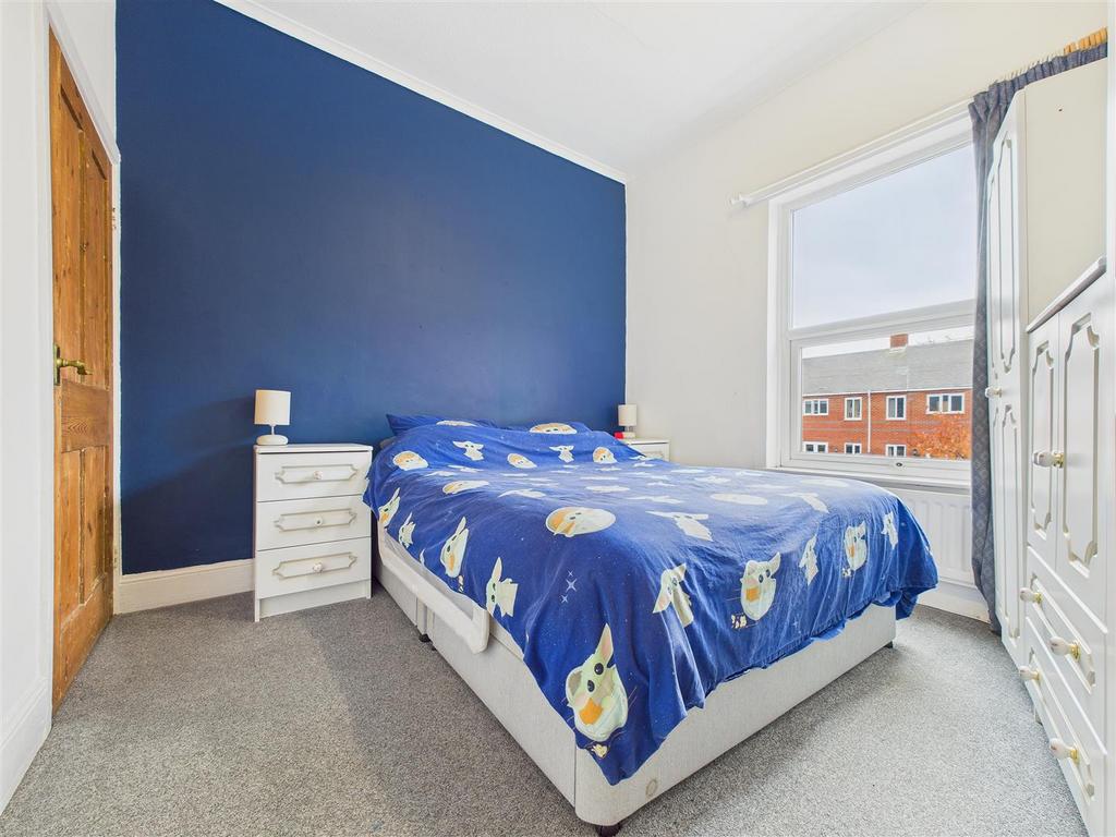 CAM01407 G0-PR0019-STILL002.jpg