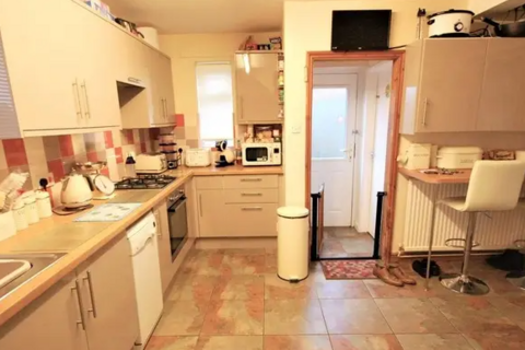 3 bedroom semi-detached house for sale, Commercial Road, Spalding, PE11