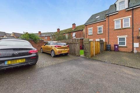 3 bedroom townhouse for sale, Chesterfield S42