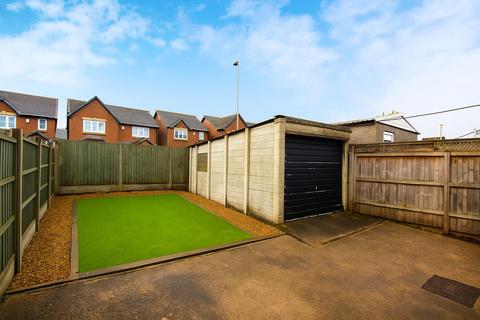 3 bedroom semi-detached house to rent, Rosebay Avenue, Feniscowles