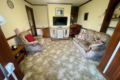 3 bedroom detached bungalow for sale, Rhostrehwfa, Llangefni